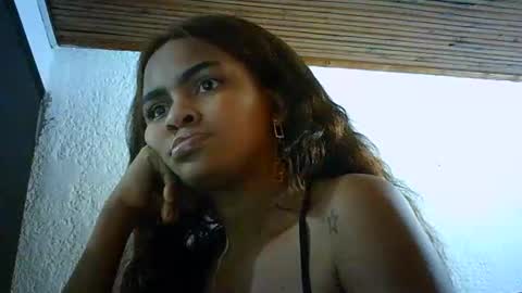 Bella online show from February 2, 2025, 9:40 am