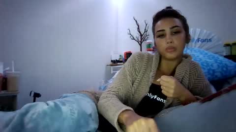 Snapshot of bellaboo999 chatting on September 27, 2025, 1:21 am bellaboo999 online show from September 27, 2025, 1:21 am