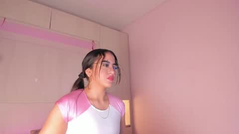 Snapshot of bellabroocks chatting on April 25, 2026, 8:06 pm Bella online show from April 25, 2026, 8:06 pm