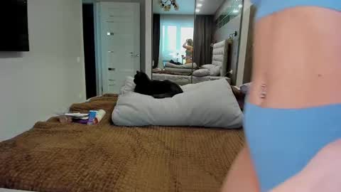 BellaFlexy online show from December 2, 2024, 5:15 am