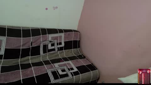 Bella online show from June 22, 2026, 2:35 am