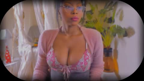 Snapshot of bellahproudly chatting on November 1, 2025, 1:40 am Bellah online show from November 1, 2025, 1:40 am