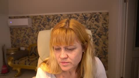 Bella online show from April 3, 2026, 1:09 pm