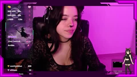 Snapshot of bellamoteluna chatting on November 1, 2025, 3:52 am Bella Monteluna online show from November 1, 2025, 3:52 am