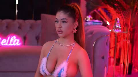 Bella online show from February 16, 2026, 6:37 pm