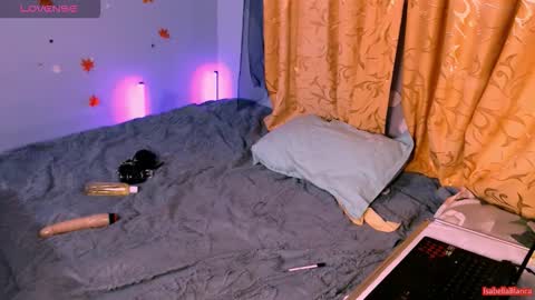 Snapshot of bellaqueen0701 chatting on November 5, 2025, 9:26 pm bellaqueen0701 online show from November 5, 2025, 9:26 pm