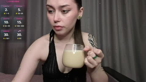 Daniela online show from April 3, 2026, 9:51 am