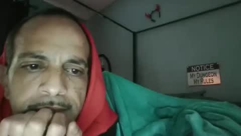 Bellaskeykeeper online show from February 7, 2026, 11:08 pm