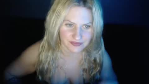 Snapshot of bellastar84 chatting on February 8, 2025, 11:55 am Starr40 online show from February 8, 2025, 11:55 am