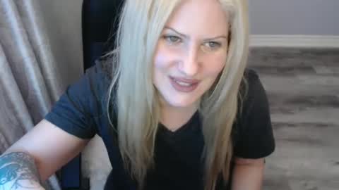 Snapshot of bellastar84 chatting on March 4, 2025, 6:50 pm Starr40 online show from March 4, 2025, 6:50 pm