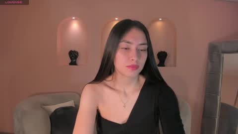 B E L L A  online show from May 31, 2026, 12:01 pm