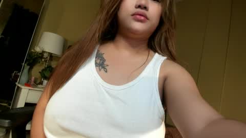 BELLA JONES online show from March 29, 2026, 10:54 pm