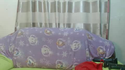 bellatee online show from November 10, 2025, 5:50 am