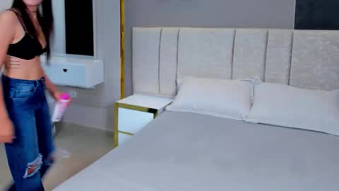 TINY online show from January 7, 2026, 11:45 am