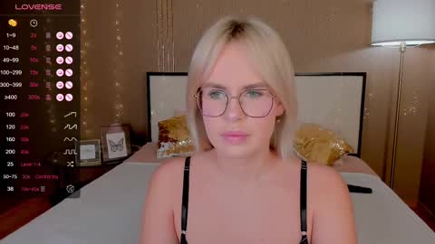 Bella online show from February 17, 2025, 12:43 am