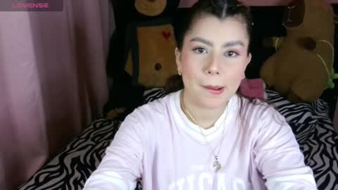 Aleja  online show from May 1, 2026, 10:25 pm
