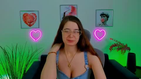 Bella. Ntmu online show from February 21, 2025, 4:26 pm