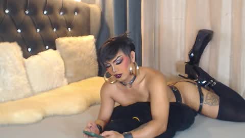 B E L L A T R I X online show from October 4, 2025, 9:29 am