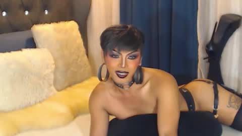 B E L L A T R I X online show from October 30, 2025, 1:23 pm