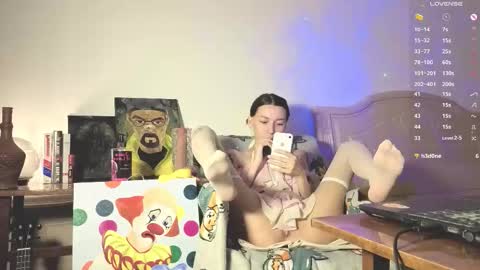 MY OLD PAGE IS NO LONGER. THIS IS MY NEW online show from October 22, 2025, 10:09 pm