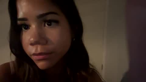 Snapshot of bellaxvideos chatting on January 25, 2025, 3:30 pm Bellaxo online show from January 25, 2025, 3:30 pm