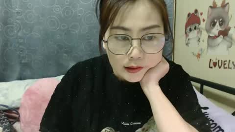 Bella online show from March 4, 2025, 2:53 pm