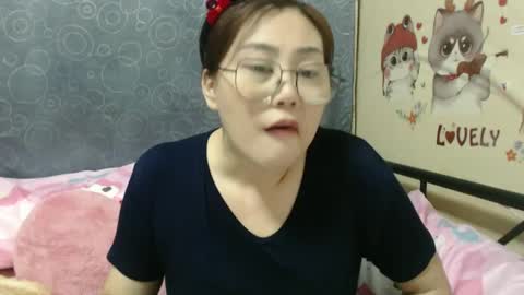 Bella online show from March 8, 2025, 7:31 pm