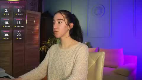 Bella online show from October 3, 2025, 4:26 pm