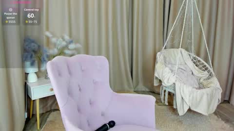 Belle online show from November 14, 2025, 1:04 am