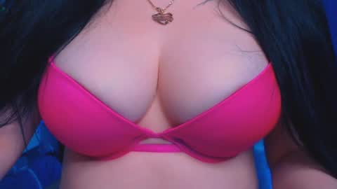 Hello I am kind friendly and cute girl online show from December 1, 2024, 5:13 pm