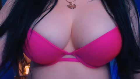 Hello I am kind friendly and cute girl online show from December 12, 2024, 11:25 pm