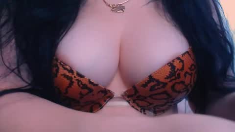 Hello I am kind friendly and cute girl online show from January 11, 2025, 9:15 am