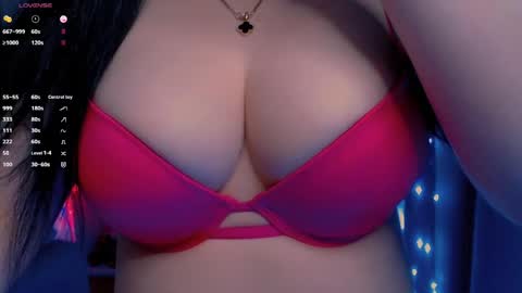 Hello I am kind friendly and cute girl online show from May 5, 2026, 9:01 pm