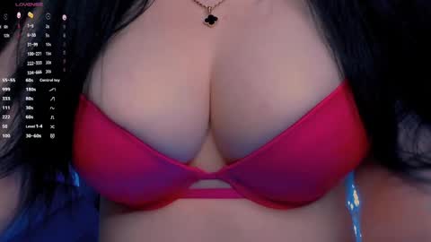 Hello I am kind friendly and cute girl online show from May 14, 2026, 10:05 pm