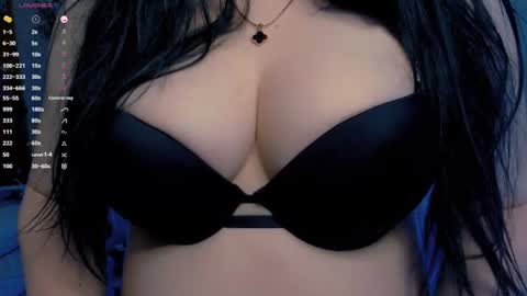 Snapshot of bellelovexx chatting on June 27, 2026, 10:48 pm Hello I am kind friendly and cute girl online show from June 27, 2026, 10:48 pm