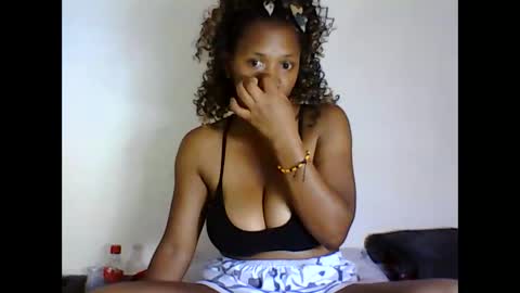 bellewivy online show from October 11, 2025, 8:13 am