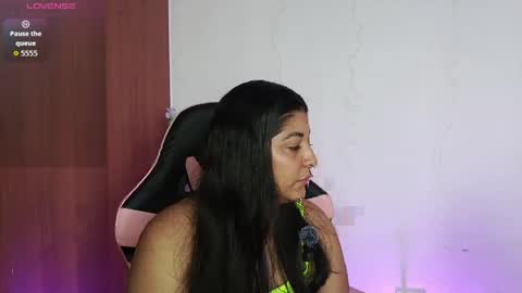 Your New Girlfriend online show from April 14, 2026, 3:29 pm