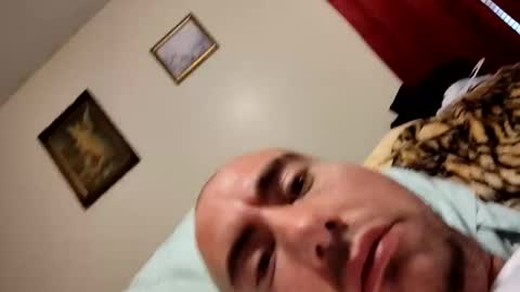 Snapshot of belowthainfluence chatting on January 19, 2025, 6:21 pm Joey online show from January 19, 2025, 6:21 pm