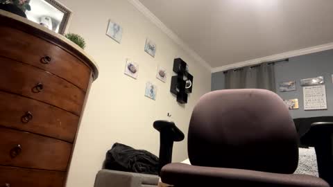 bemysecrett online show from April 2, 2026, 3:37 am