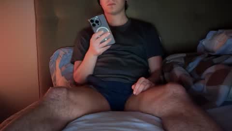 Snapshot of ben_beckett chatting on May 10, 2026, 10:42 am ben online show from May 10, 2026, 10:42 am