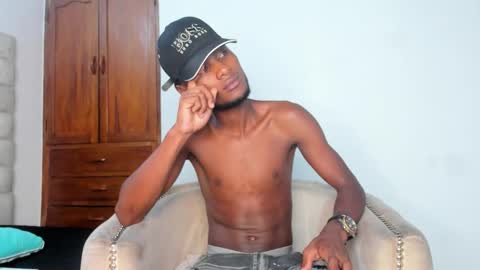 Snapshot of benbrownn chatting on October 24, 2025, 8:27 pm online show from October 24, 2025, 8:27 pm