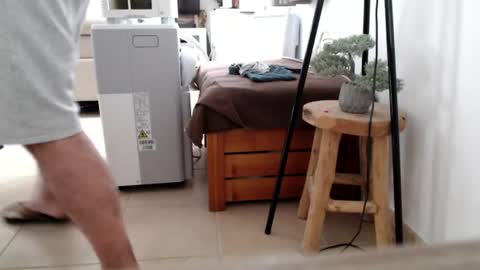 Snapshot of bencobra chatting on June 16, 2026, 7:33 am bencobra online show from June 16, 2026, 7:33 am