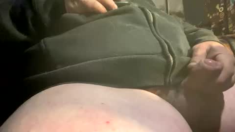 Snapshot of bendar22 chatting on February 8, 2026, 2:53 pm Lucky Cucmber online show from February 8, 2026, 2:53 pm