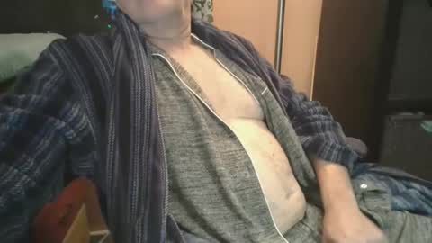 Snapshot of bendrinkin chatting on February 5, 2026, 12:21 pm bendrinkin online show from February 5, 2026, 12:21 pm