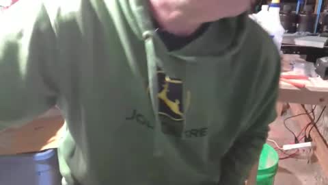 Snapshot of bendrinkin chatting on February 22, 2026, 8:51 pm bendrinkin online show from February 22, 2026, 8:51 pm