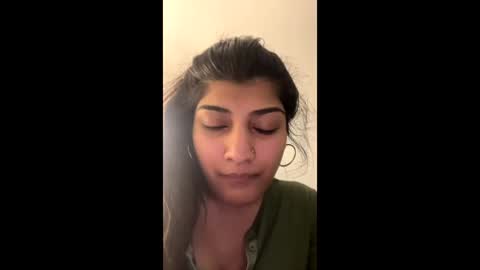 Snapshot of bengalibaddie7_x chatting on May 7, 2026, 12:49 am bengalibaddie7_x online show from May 7, 2026, 12:49 am