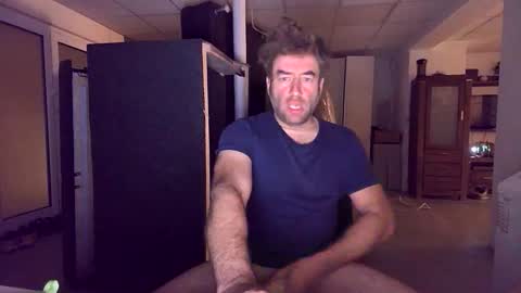 Robert  1984 online show from October 19, 2025, 11:16 pm