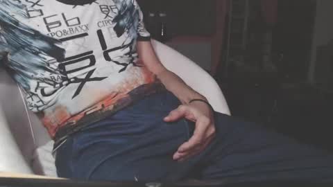 benijamin online show from February 26, 2025, 9:27 pm