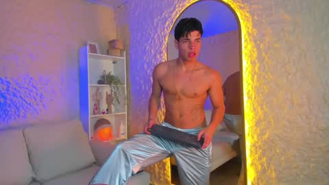 BENJAMIN online show from January 29, 2025, 7:36 am