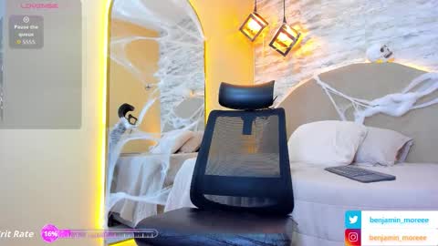 BENJAMIN online show from October 29, 2025, 1:35 pm